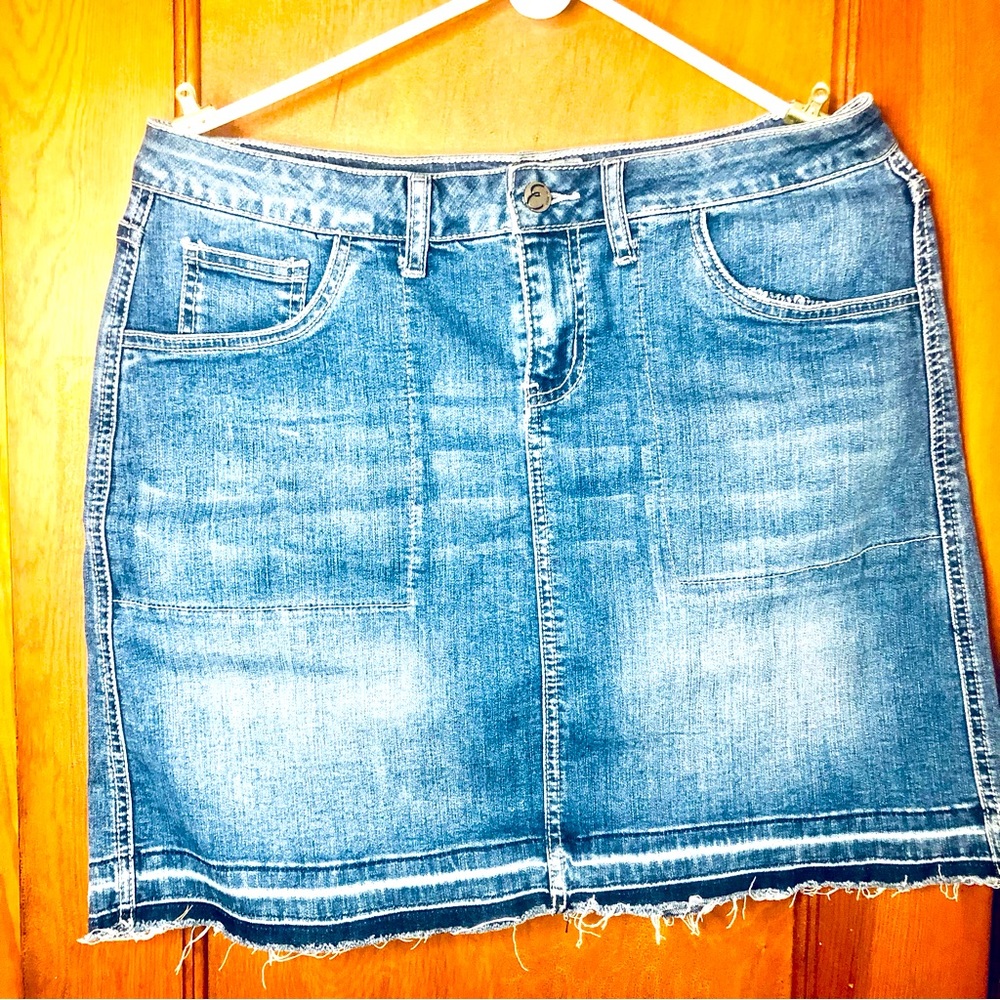 🌟Jean skirt EUC🌟